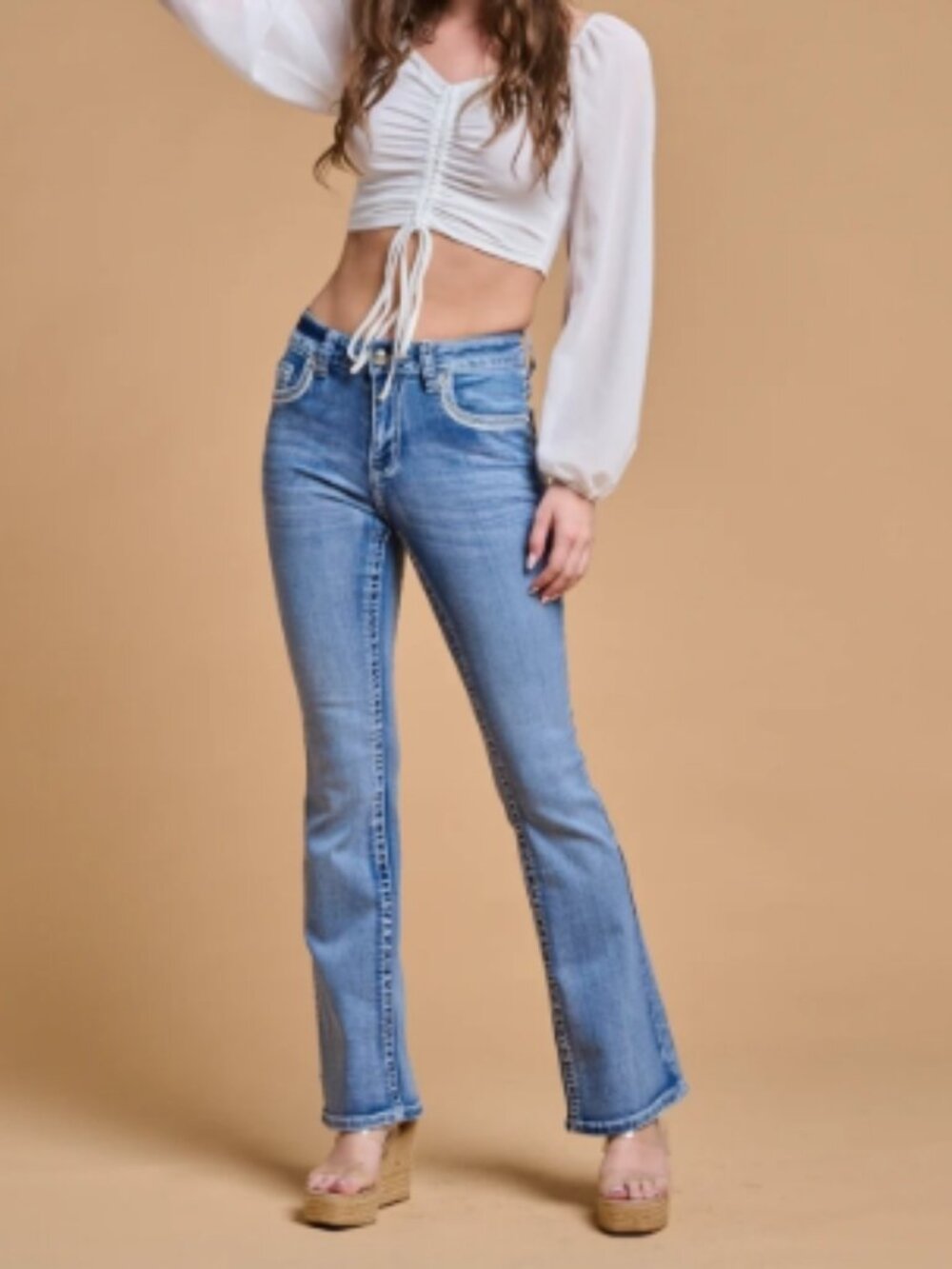 clothes - Picture 3 of 4